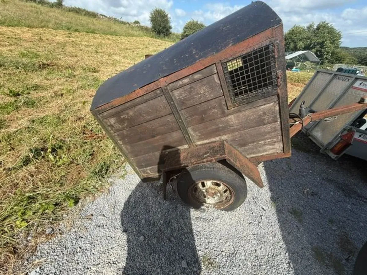 Compact Trailers & Field Shelter - Image 2