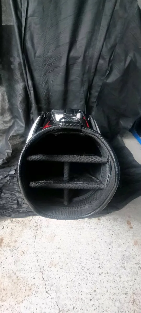 SRIXON Tour Bag - Image 4