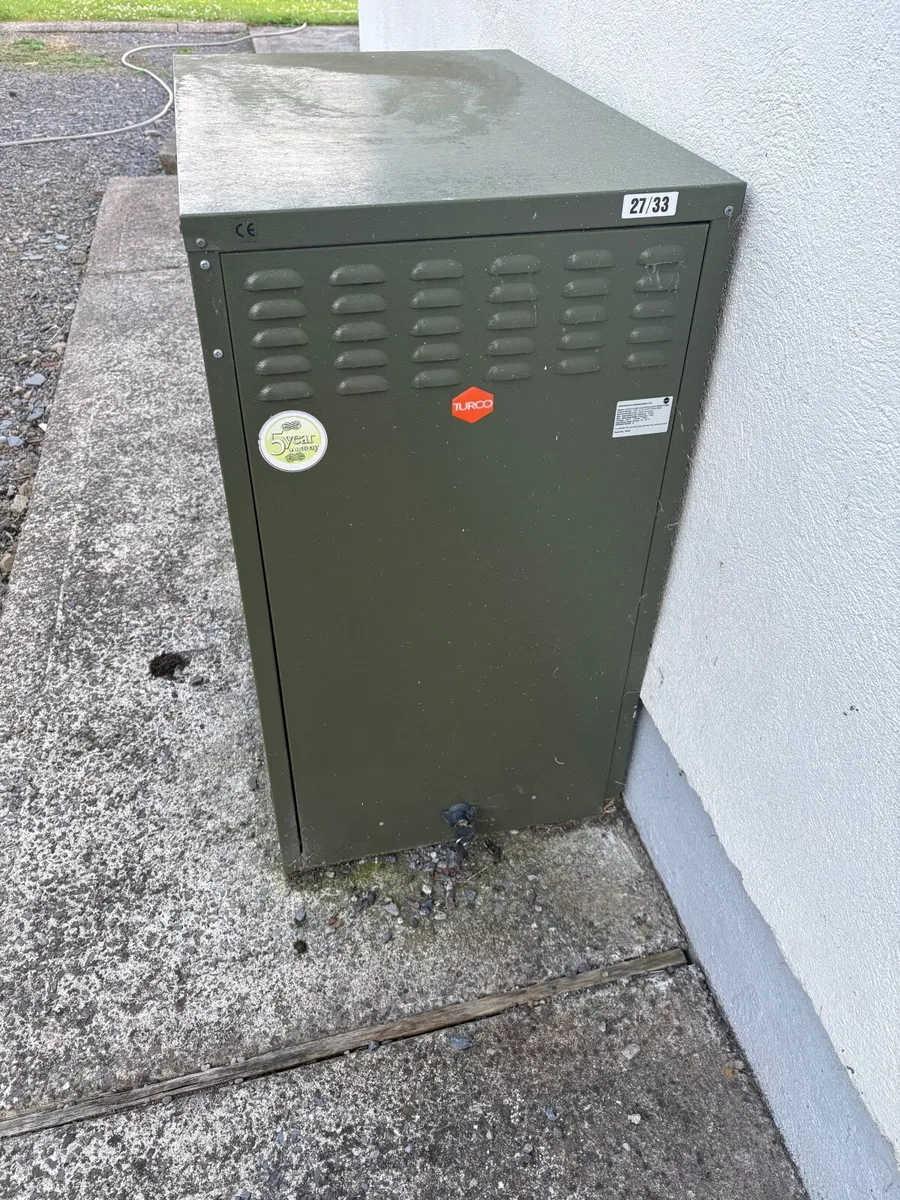 Oil boiler - Image 1