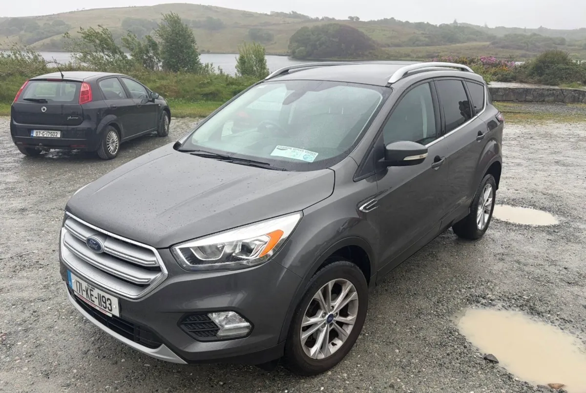 171 FORD KUGA CREW CAB - Image 1