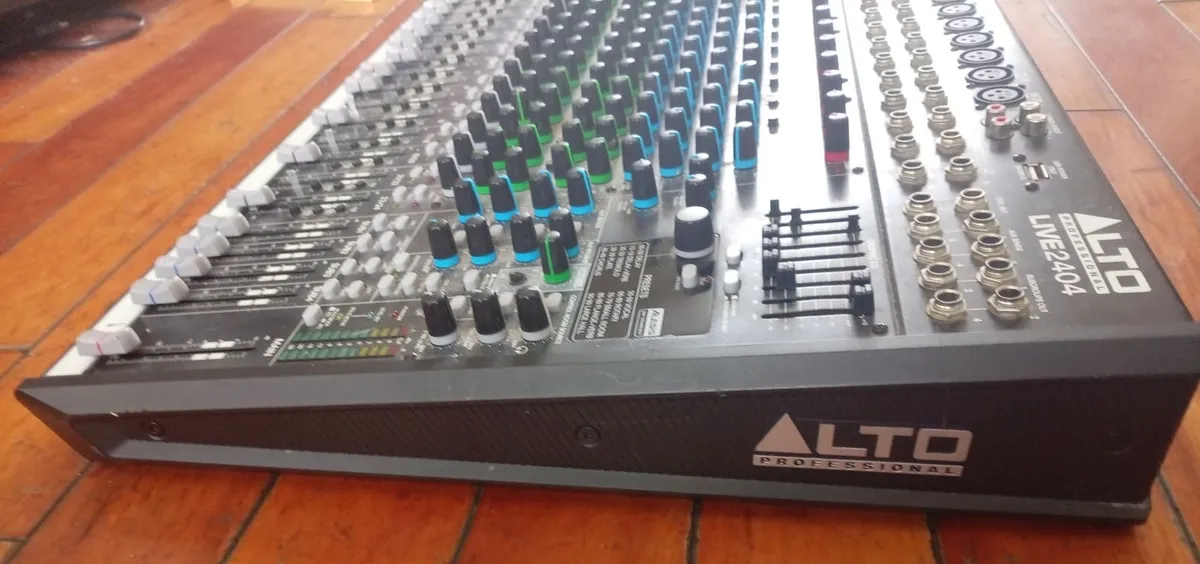 ALTO LIVE 2404 MIXING Console reduced to €280 - Image 2