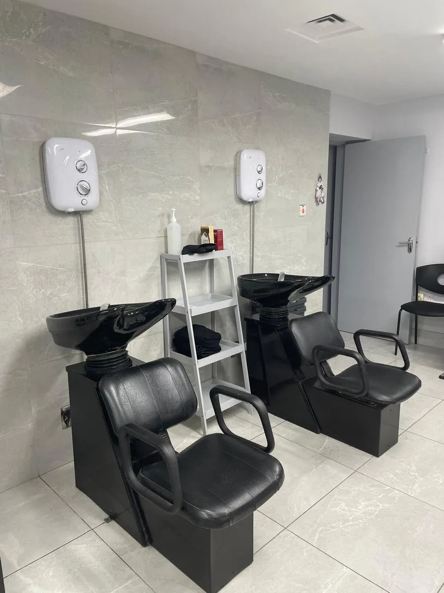 Salon equipment - Image 3