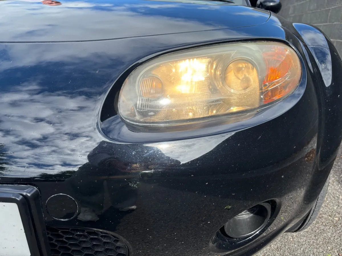 MX5 Front Headlamps - Image 1