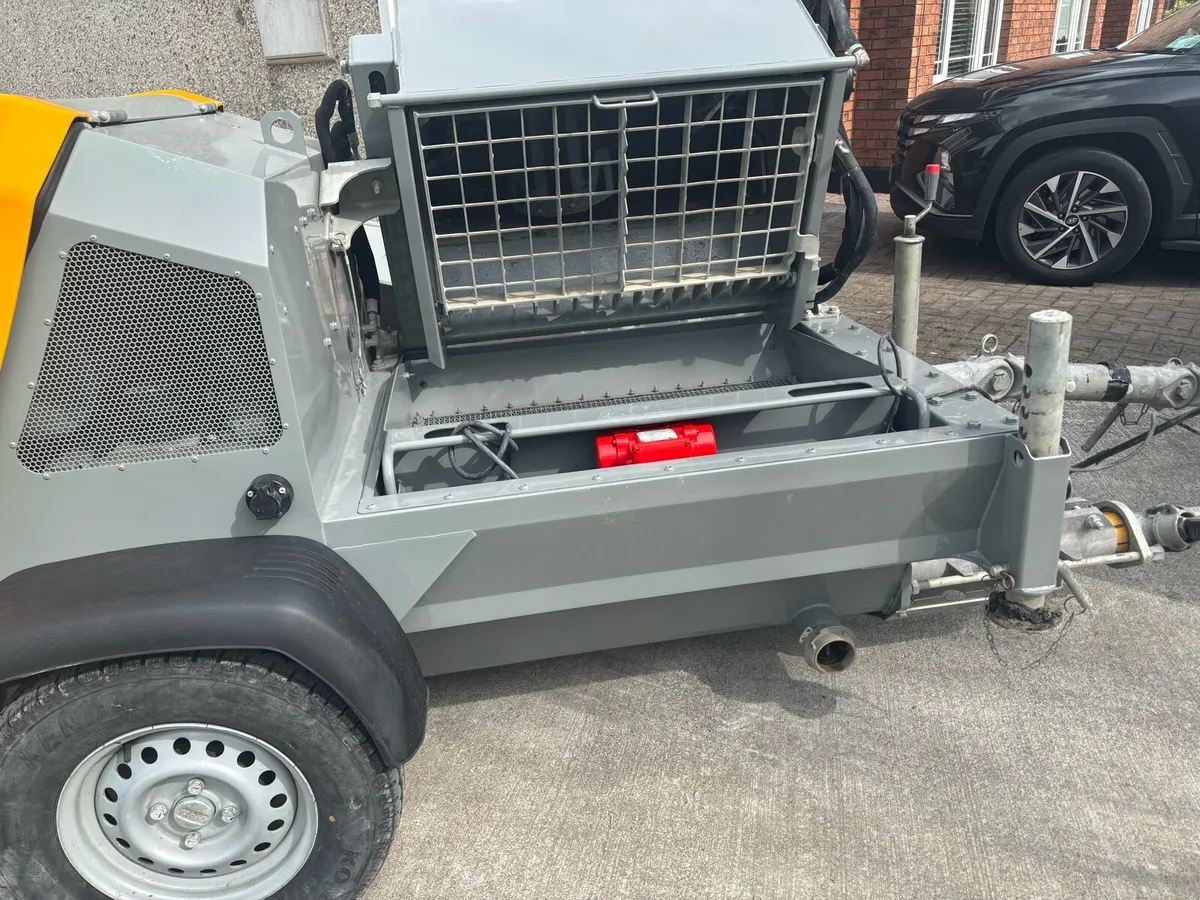 Plastering machine - Image 4