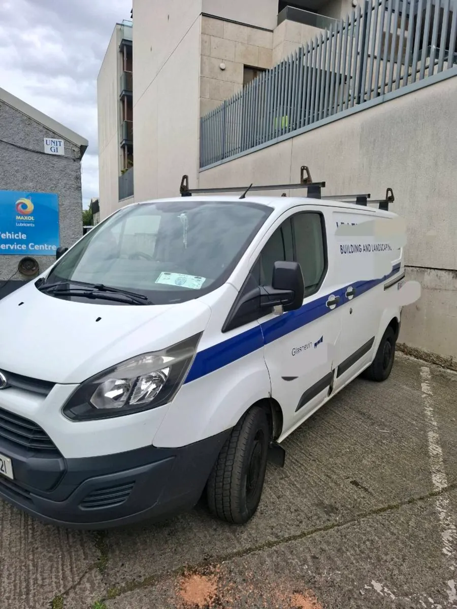 Ford custom new DOE 6/2027 - Image 2