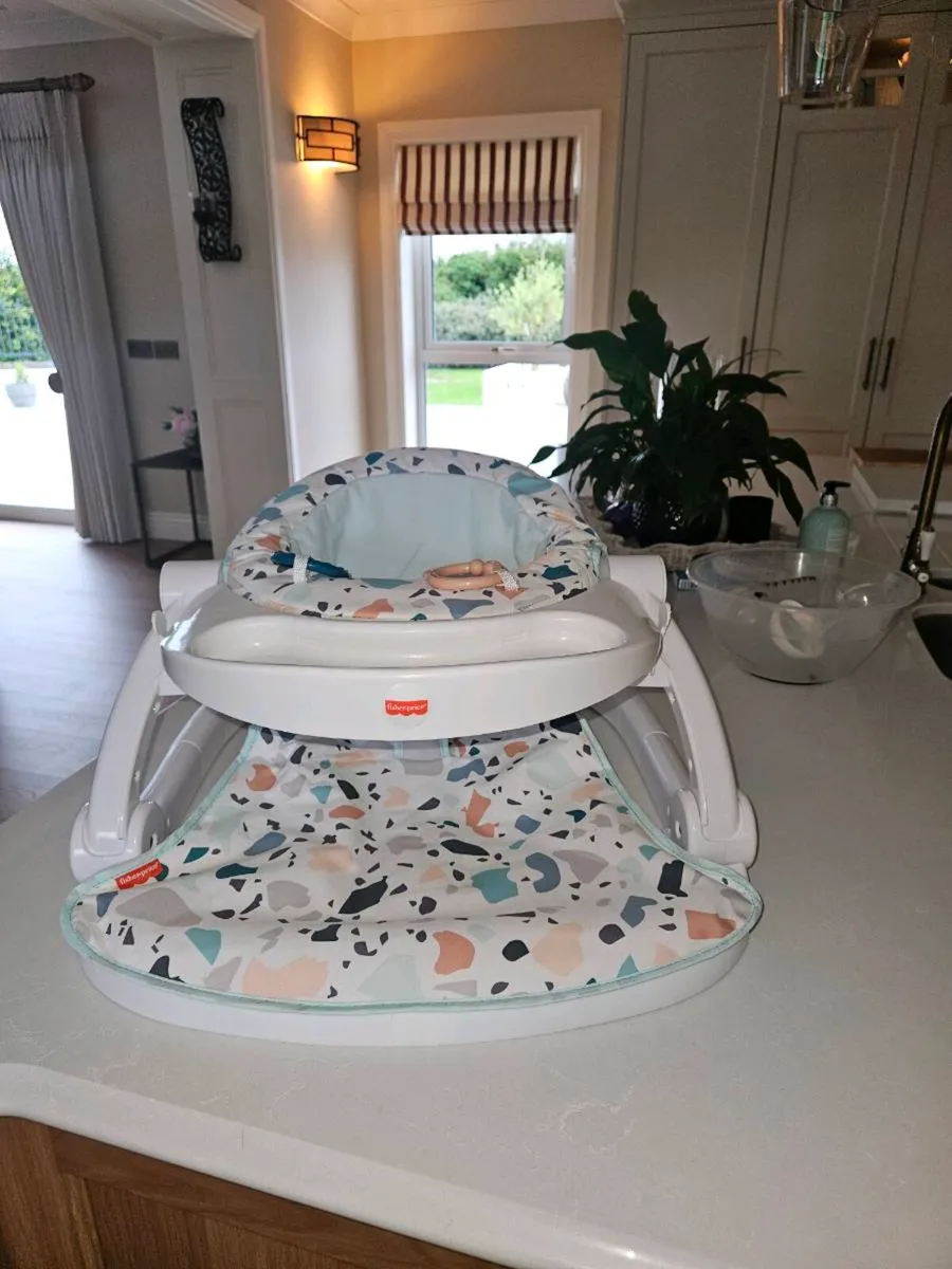 Fisherprice baby seat - Image 1