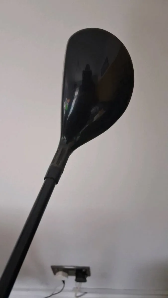 Taylormade M2 ....4 Rescue/Hybrid - Image 1