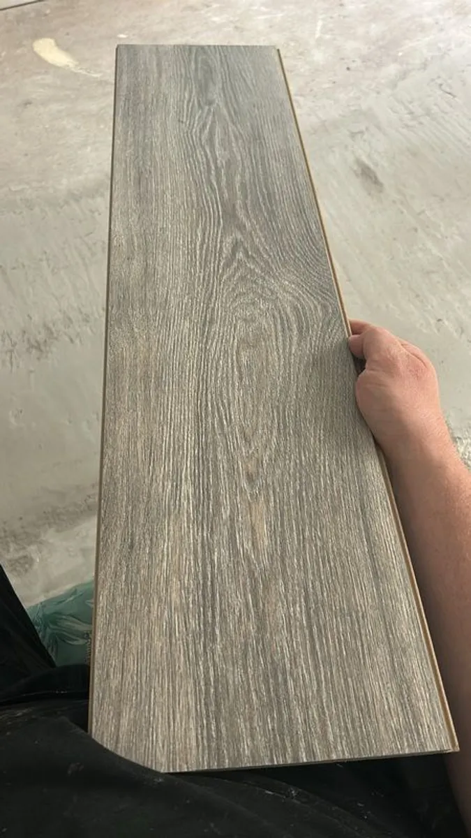 Laminate Flooring - Image 4