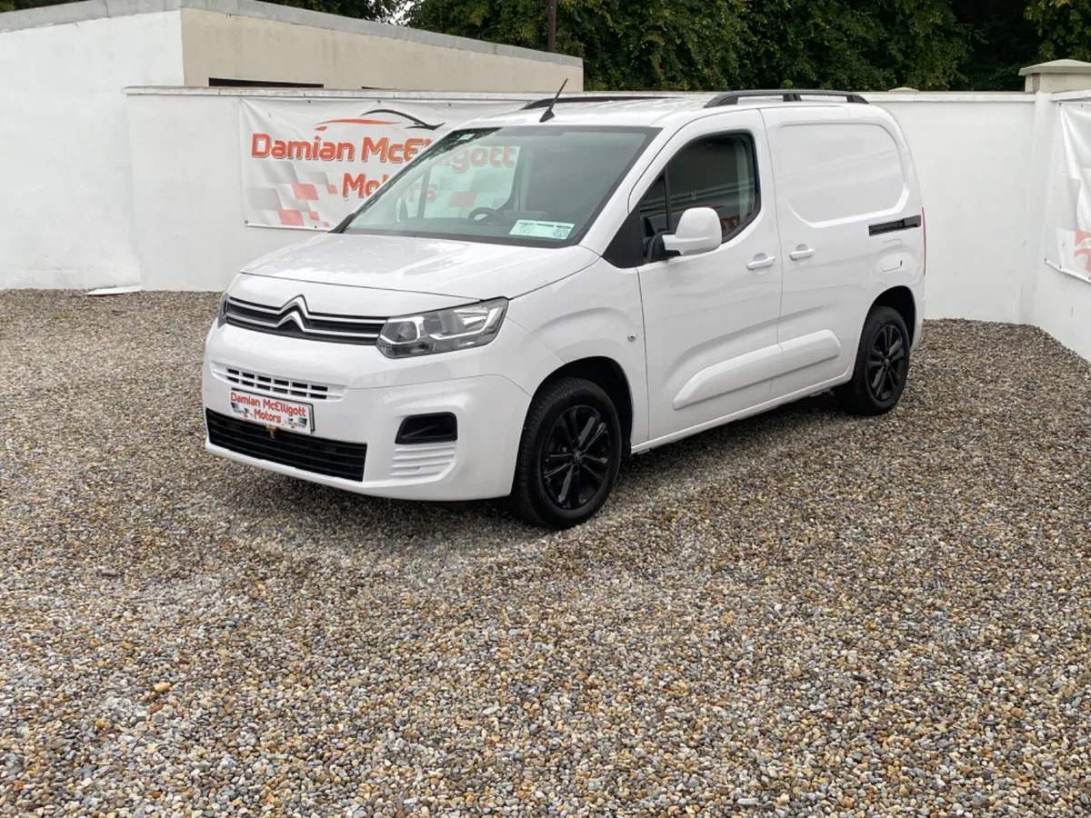 2023  CITREON BERLINGO - Image 1