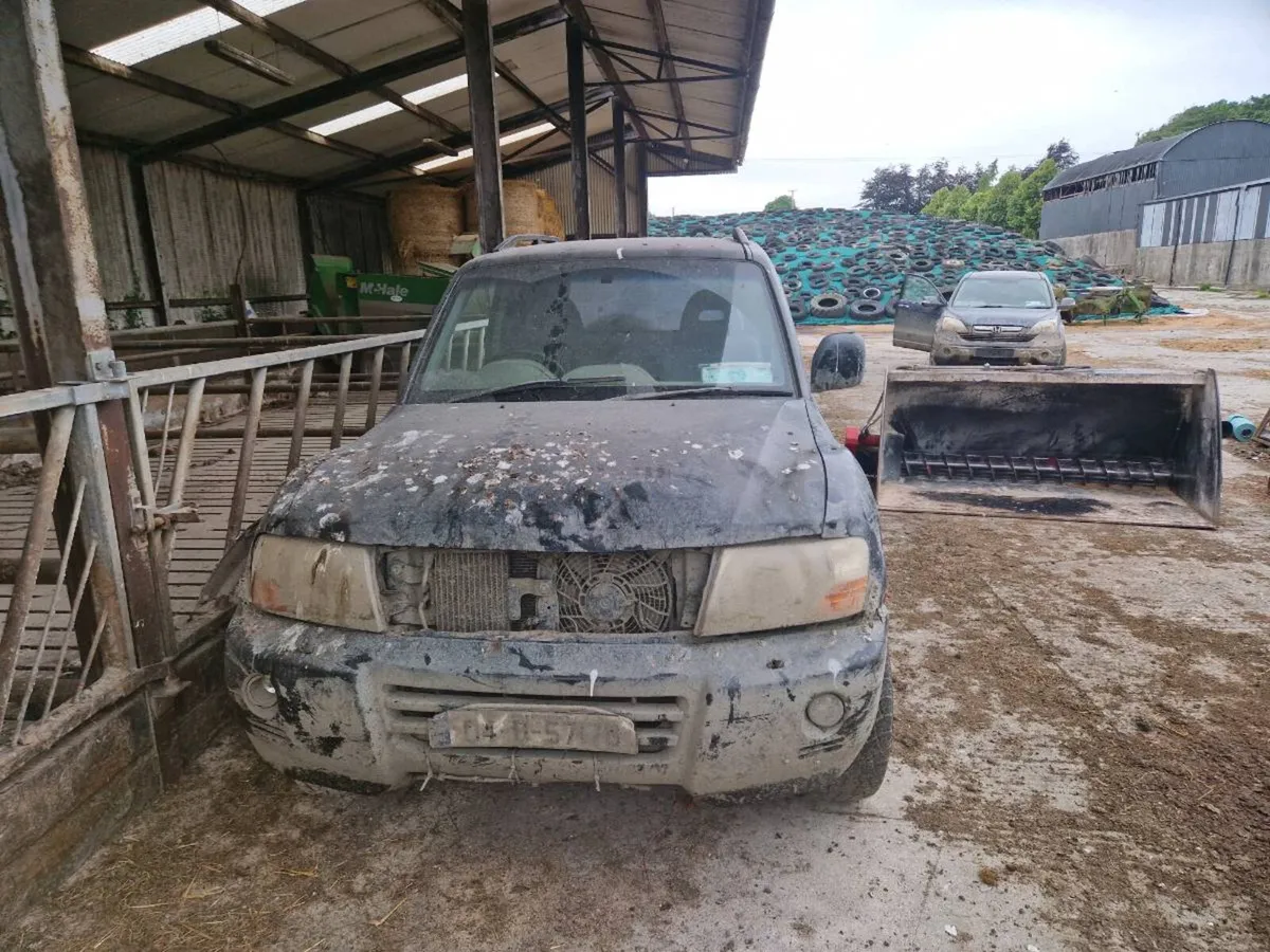 Mitsubishi Pajero - Image 2