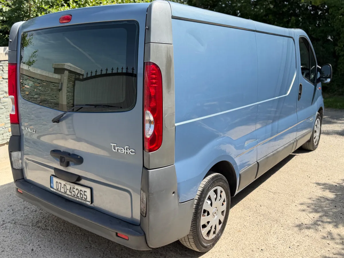 Renault Trafic 2007 Doe&taxed 1 owner - Image 3