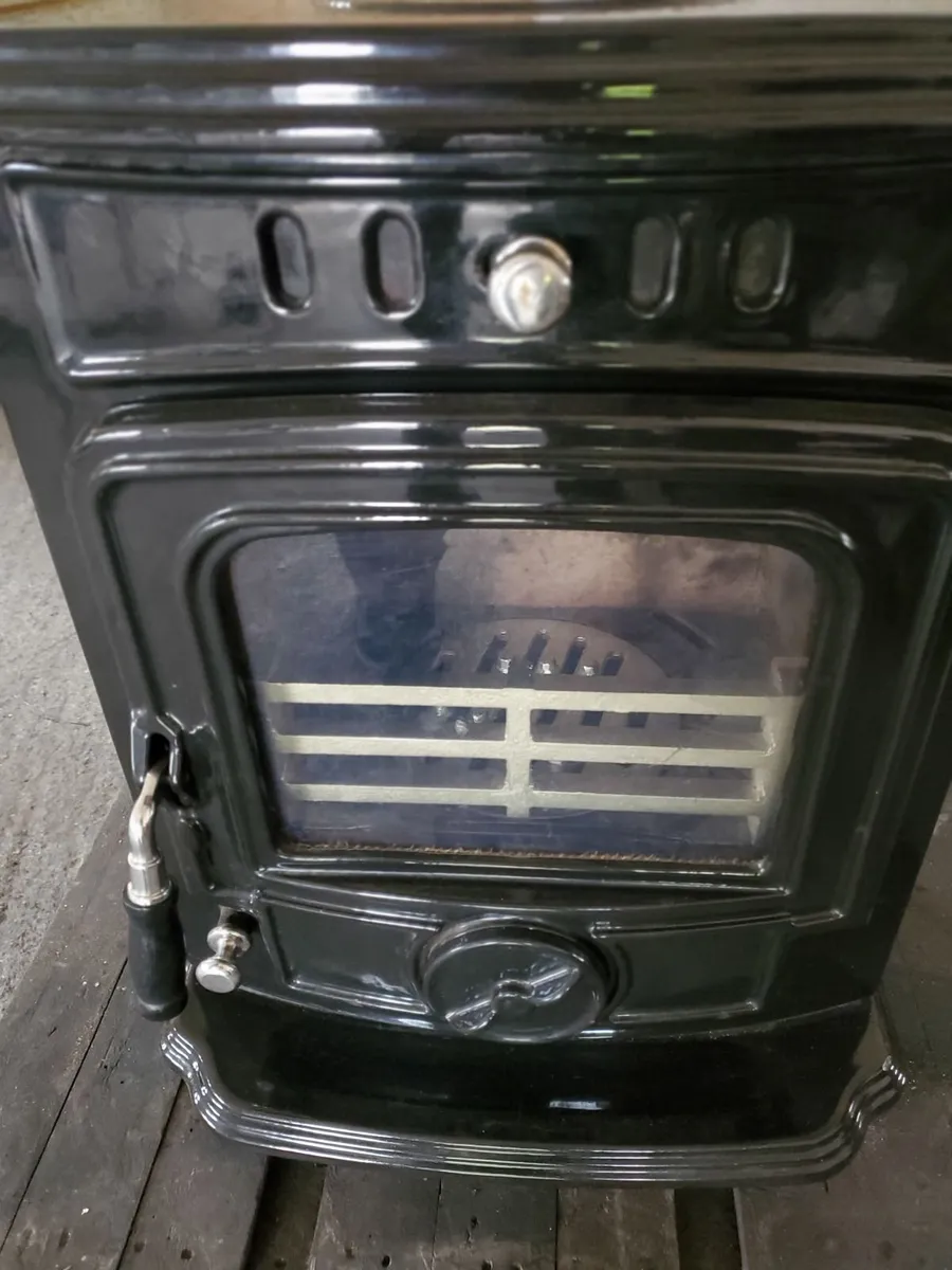 Black Enamel Henley Aran 6kw solid fuel stove - Image 2