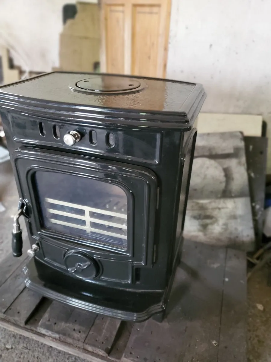 Black Enamel Henley Aran 6kw solid fuel stove - Image 4