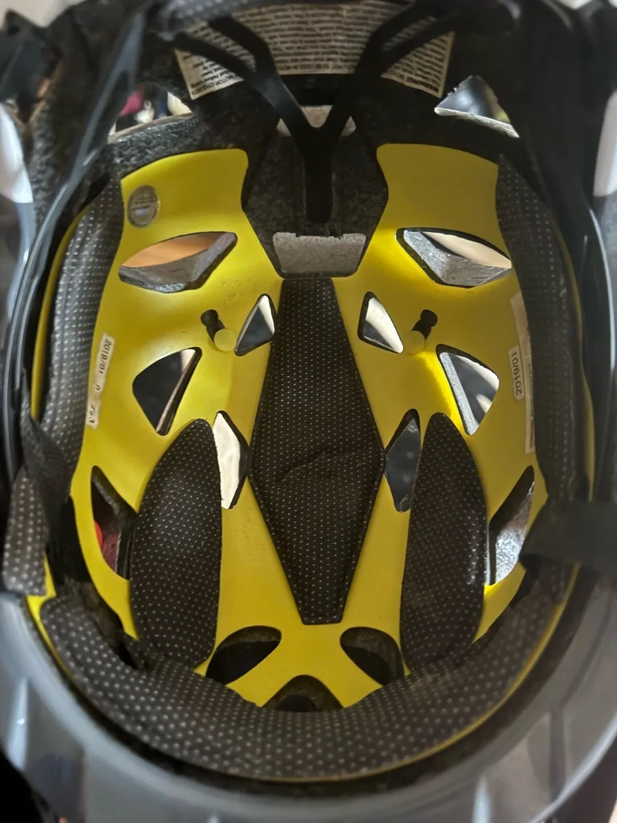 Alpinestars mountain bike helmet - Image 3