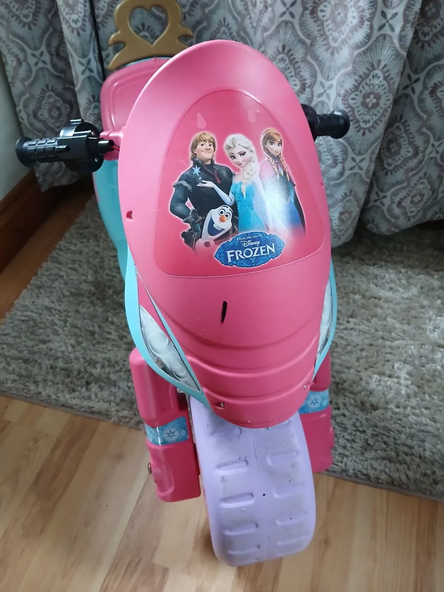 Scooter - Image 1