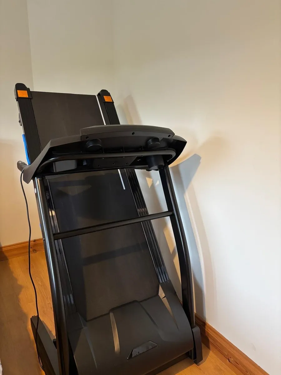 Treadmill - Image 1