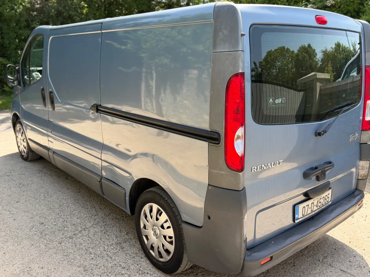 Renault Trafic 2007 Doe&taxed 1 owner - Image 4