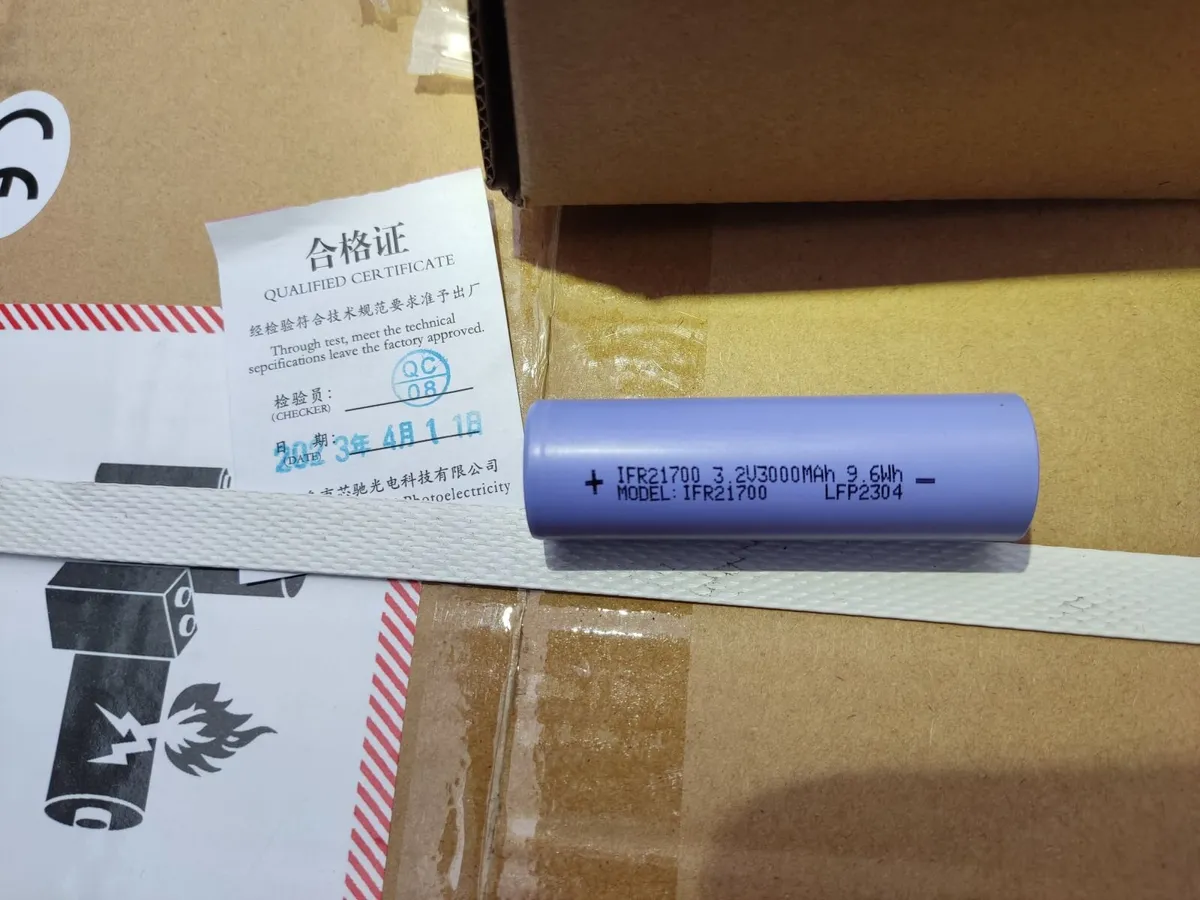 Batteries Lifep04 lithium iron phosphate 21700 - Image 1