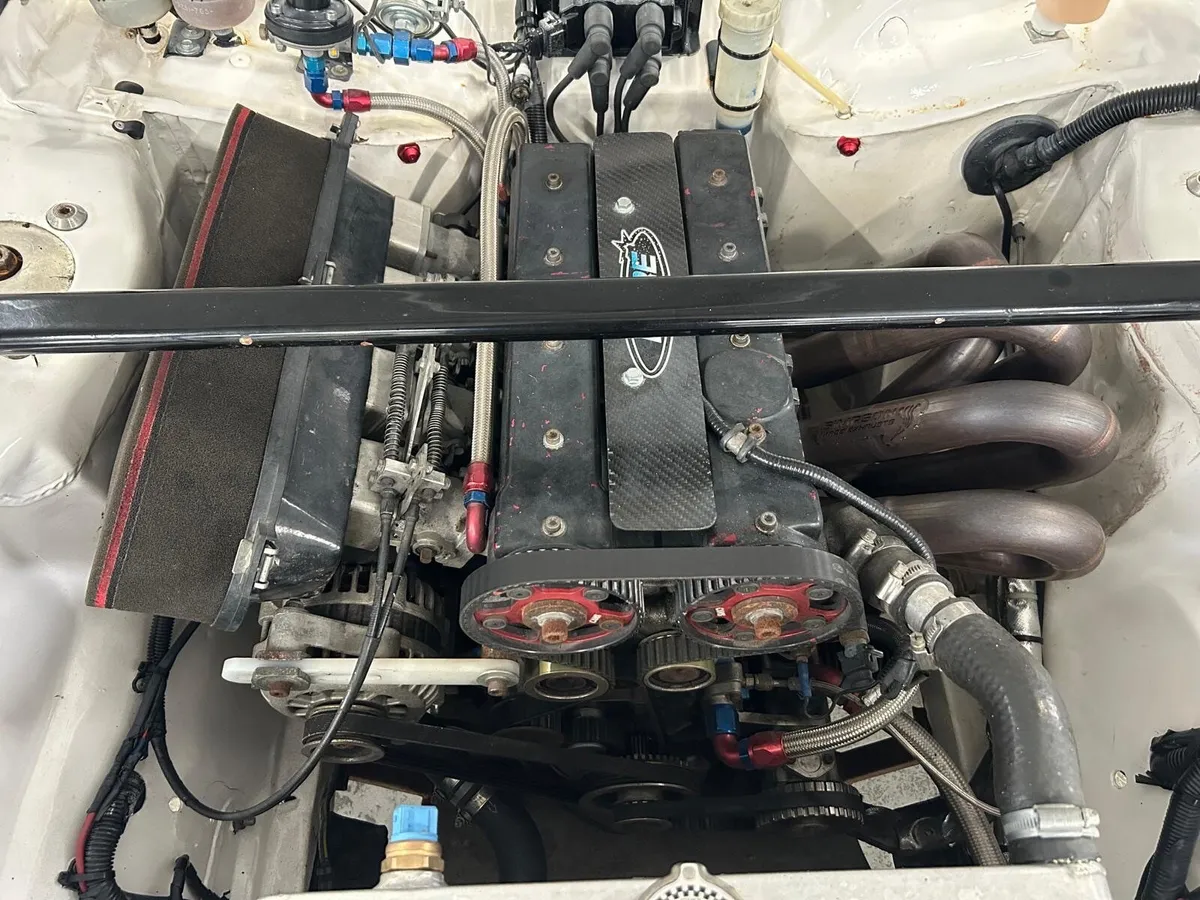 1600 Vauxhall Engine - Image 1