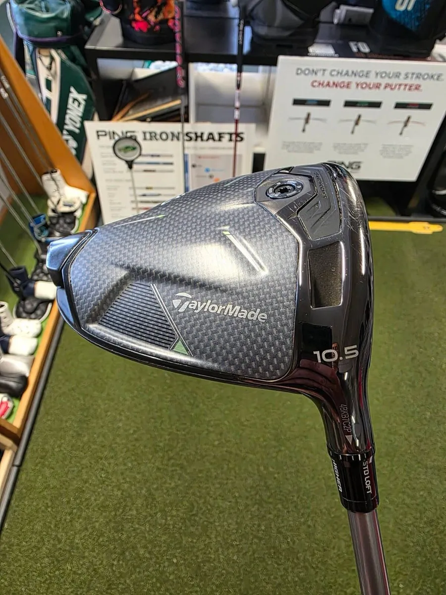 Taylormade Qi35 Driver - Image 2