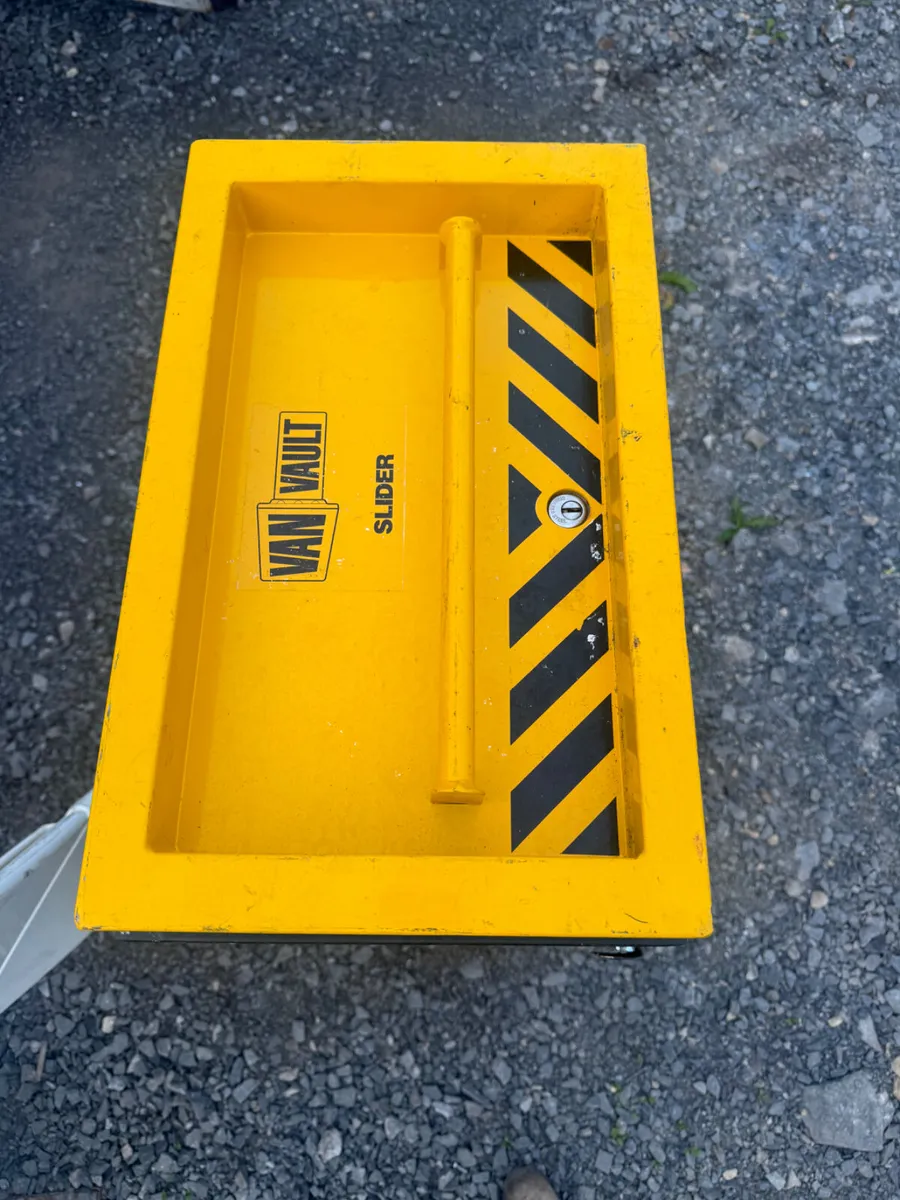 Van Secure tool box - Image 1