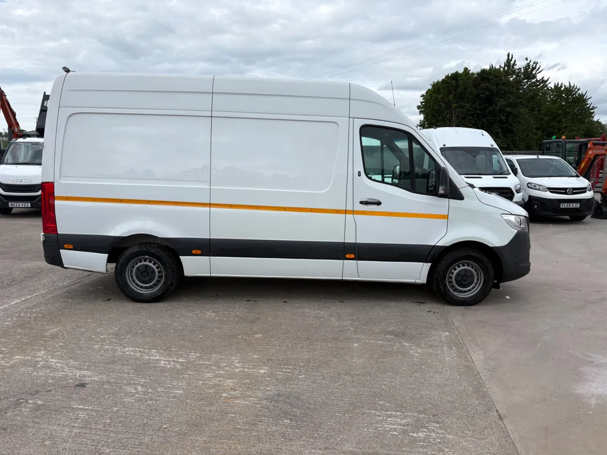 2021 Mercedes Sprinter MWB Hi Roof Finance Arrange - Image 2