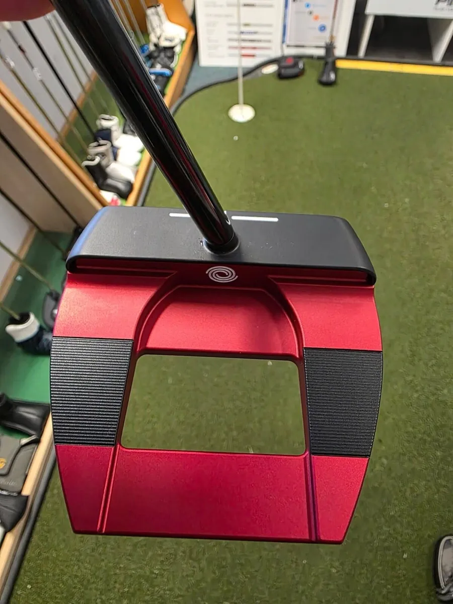 As New Odyssey S2S Tri Hot Jailbird Putter - Image 3