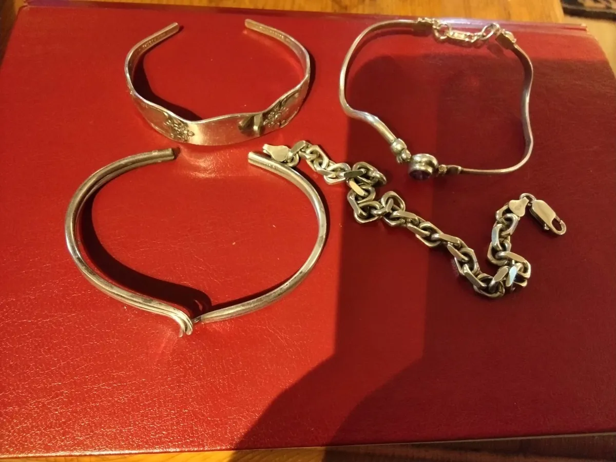 Silver jewellery - Image 1