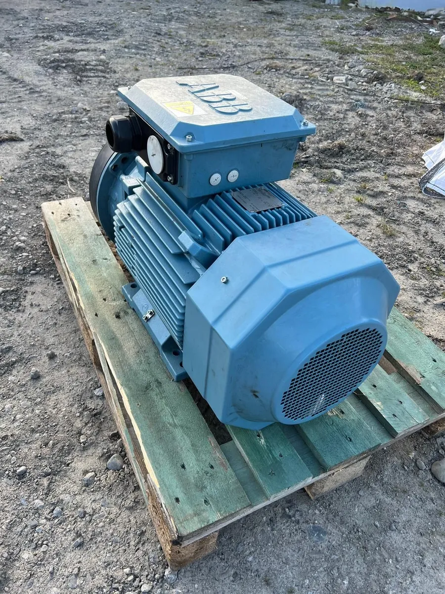 3 phase Motors and Pumps - Image 1
