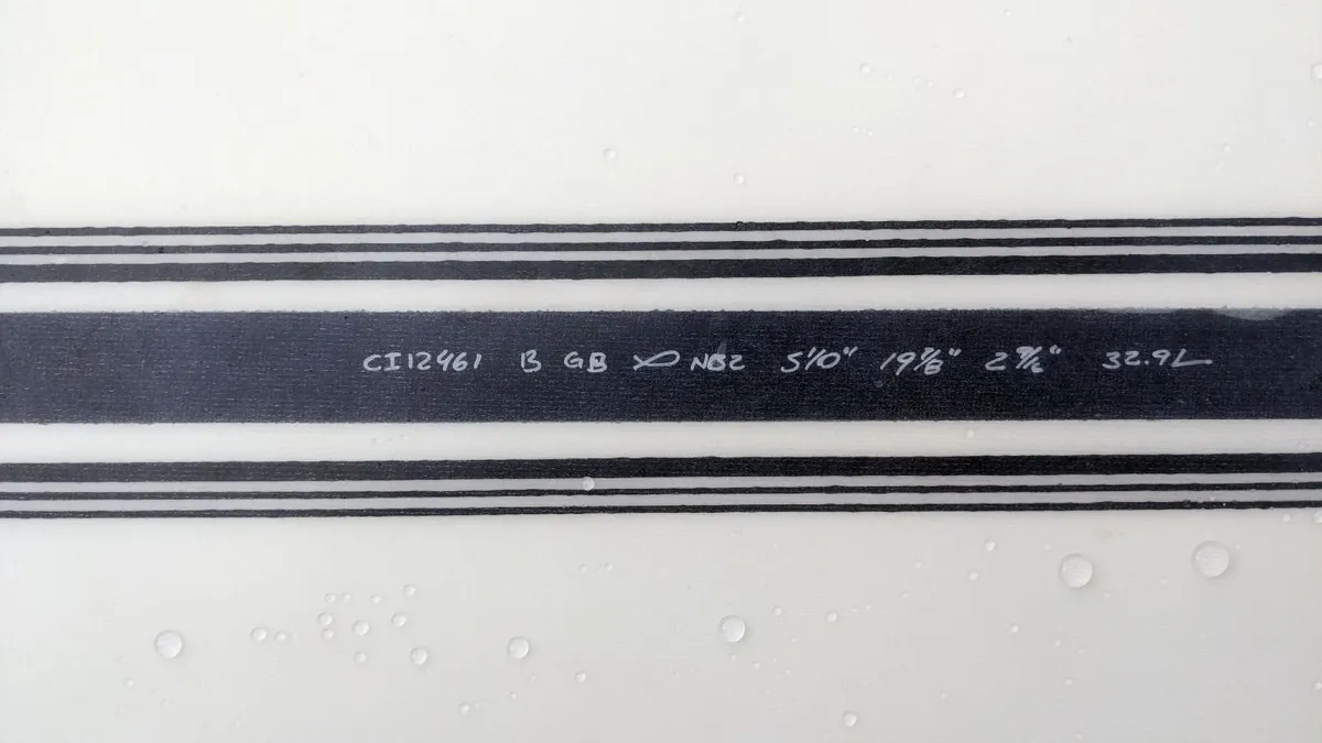 Surfboard 5'10" - Image 3