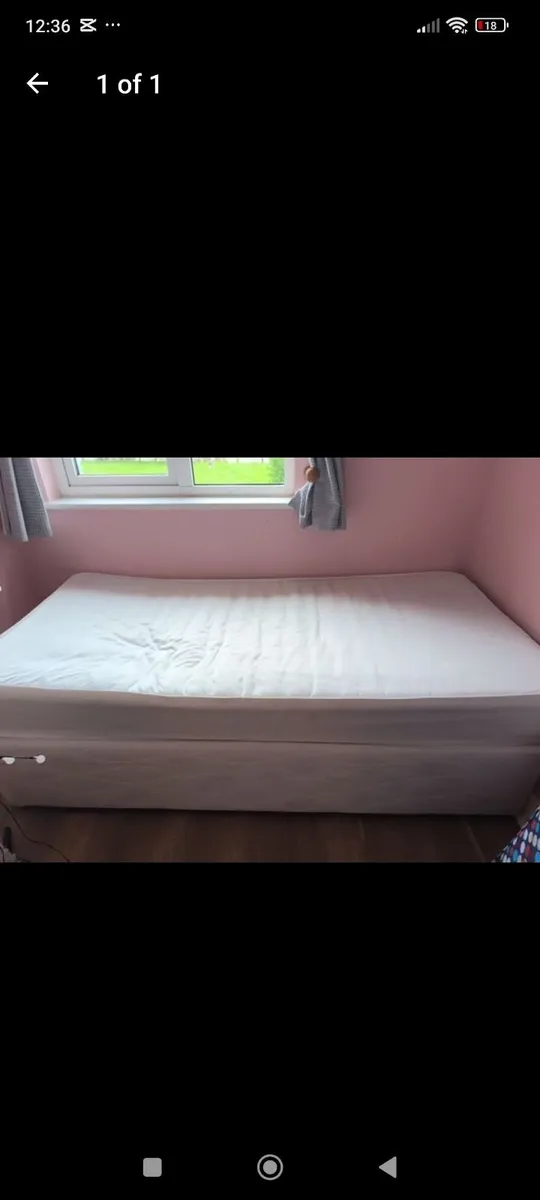 Single bed and base