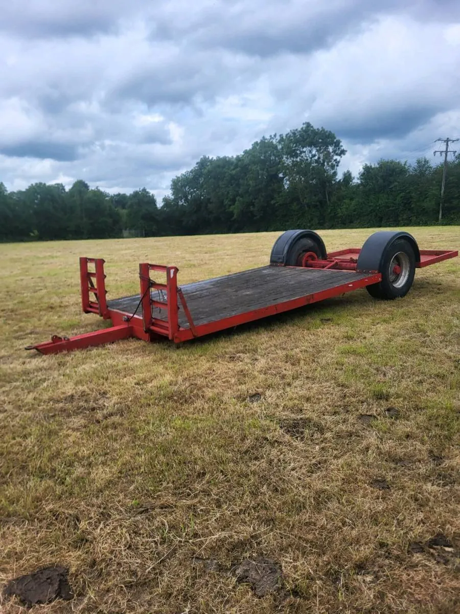 Low loader - Image 1