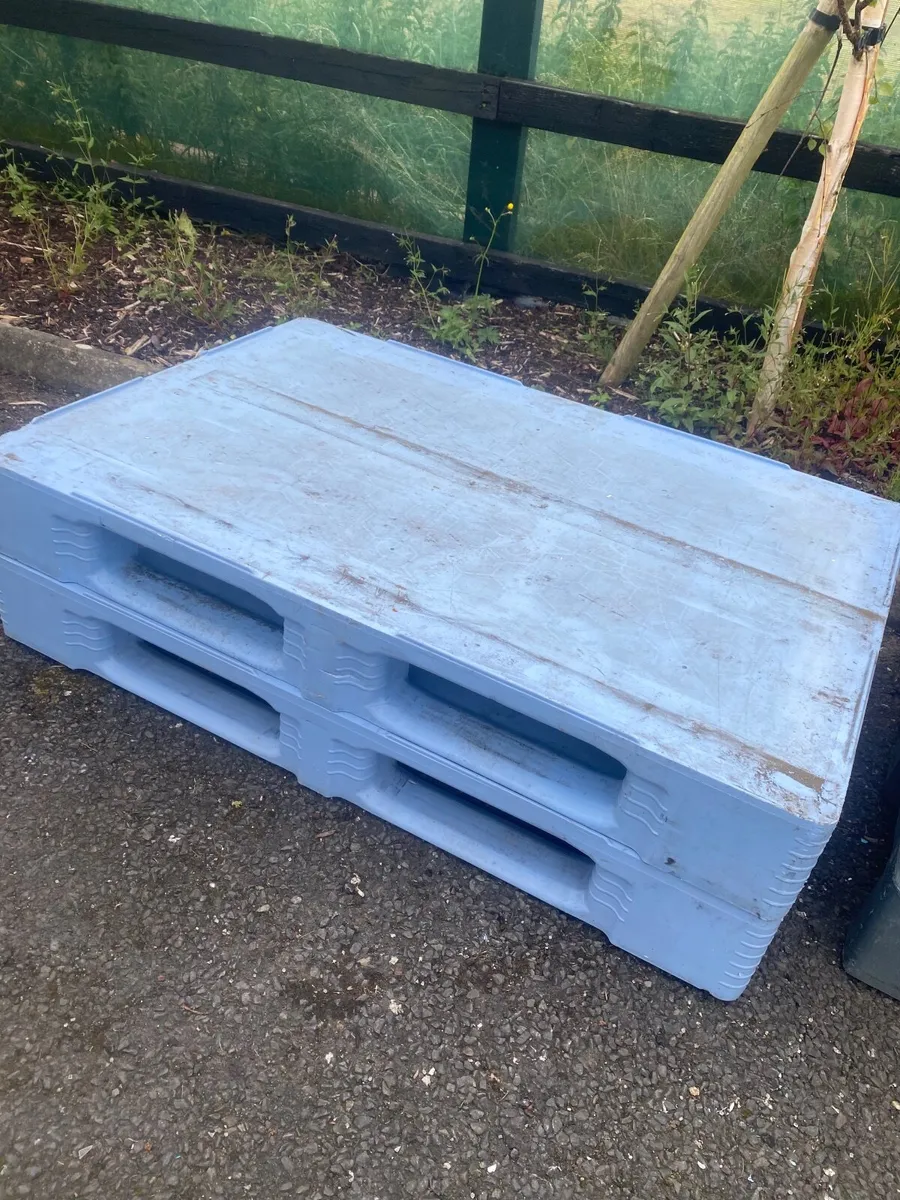 Heavy duty plastic pallets - Image 3