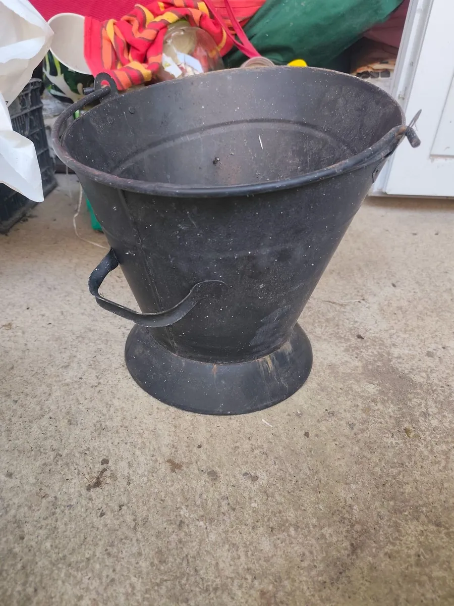 Coal bucket - Image 2