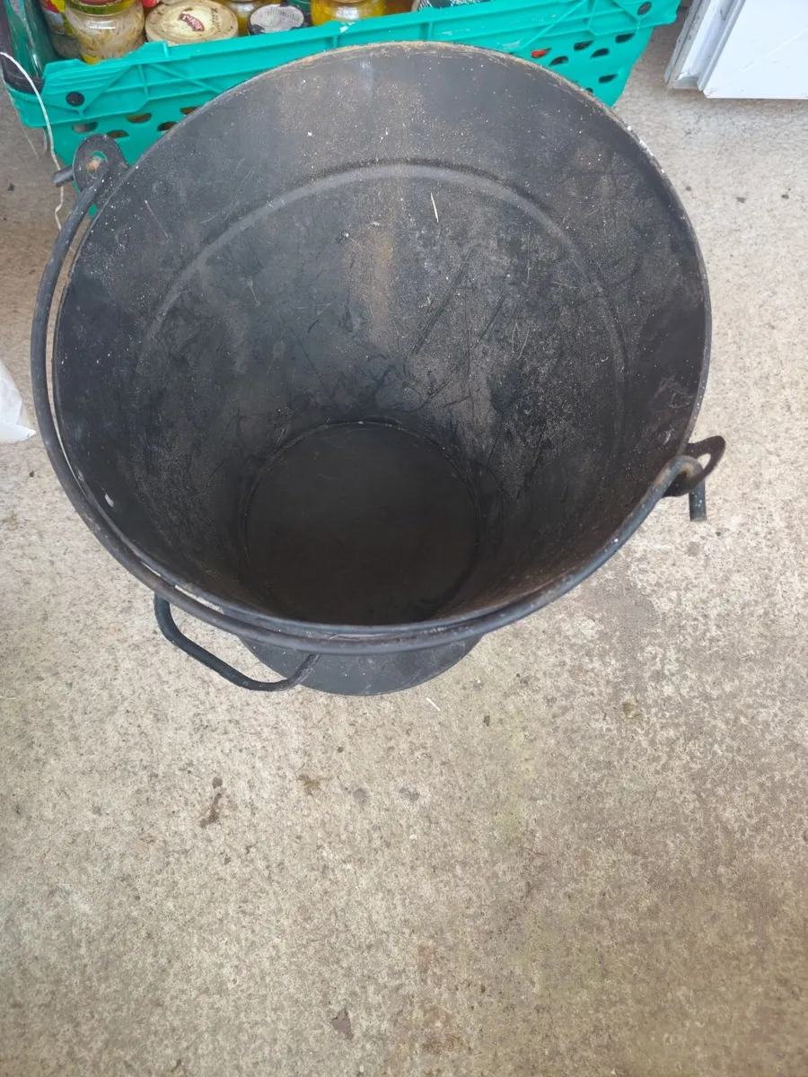 Coal bucket - Image 3