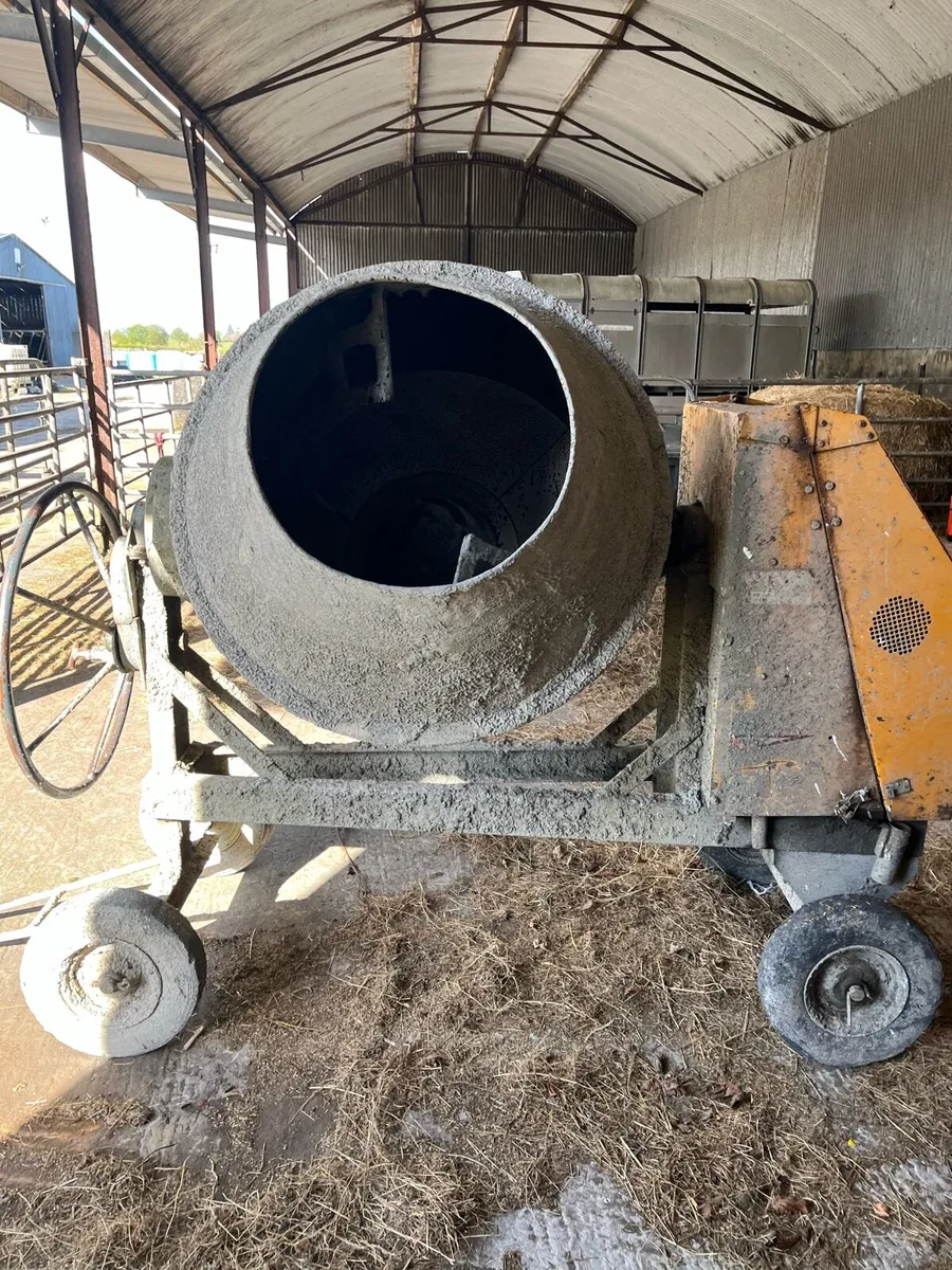 Benford cement mixer - Image 1