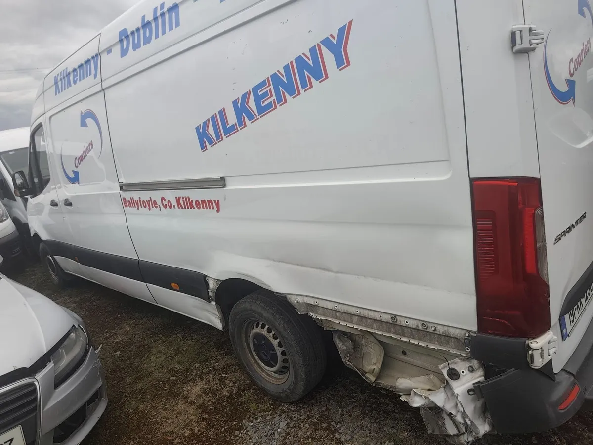 2019 Mercedes sprinter - Image 3
