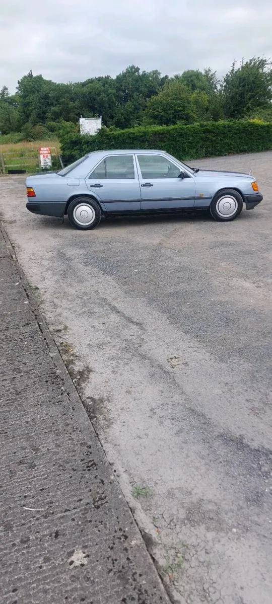 Car - Image 1
