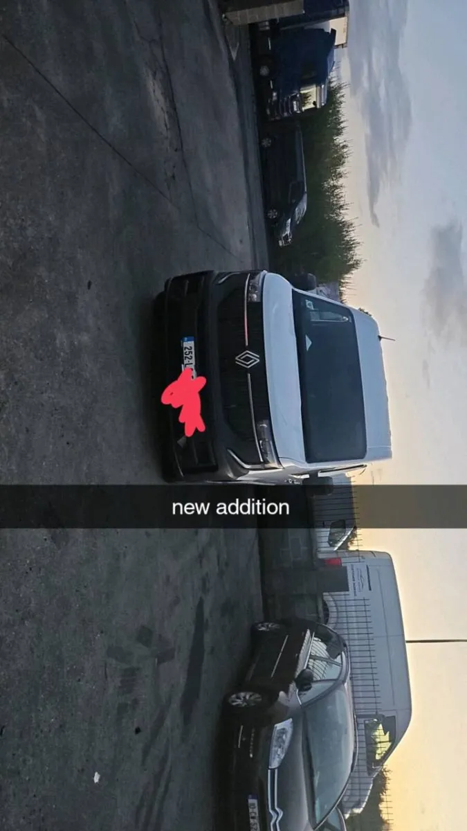 Man with the vans nationwide deliveries - Image 2