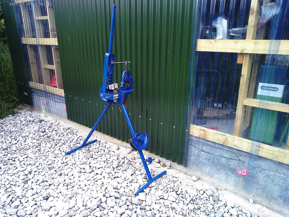 Pipe Benders - Image 1