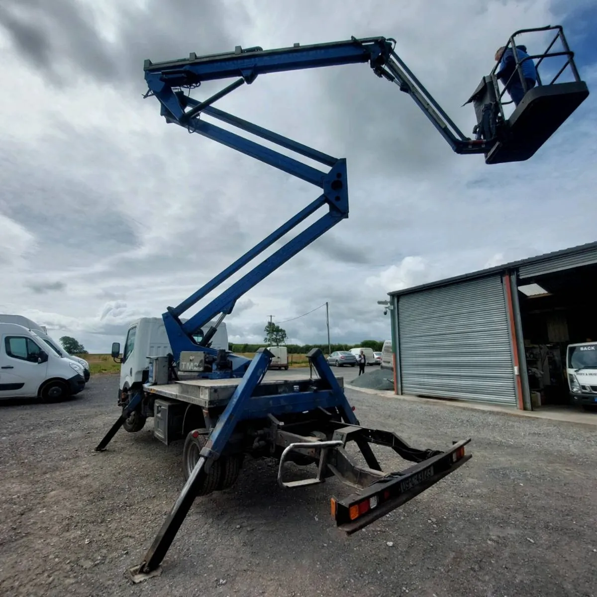 Truck hoist fly jib crane - Image 3