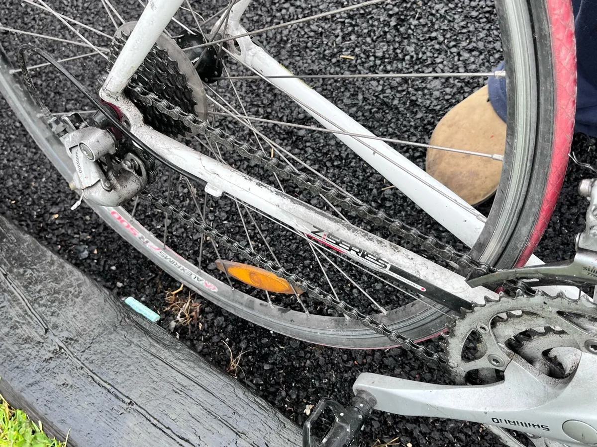 Felt Z100 Road bike - Image 4