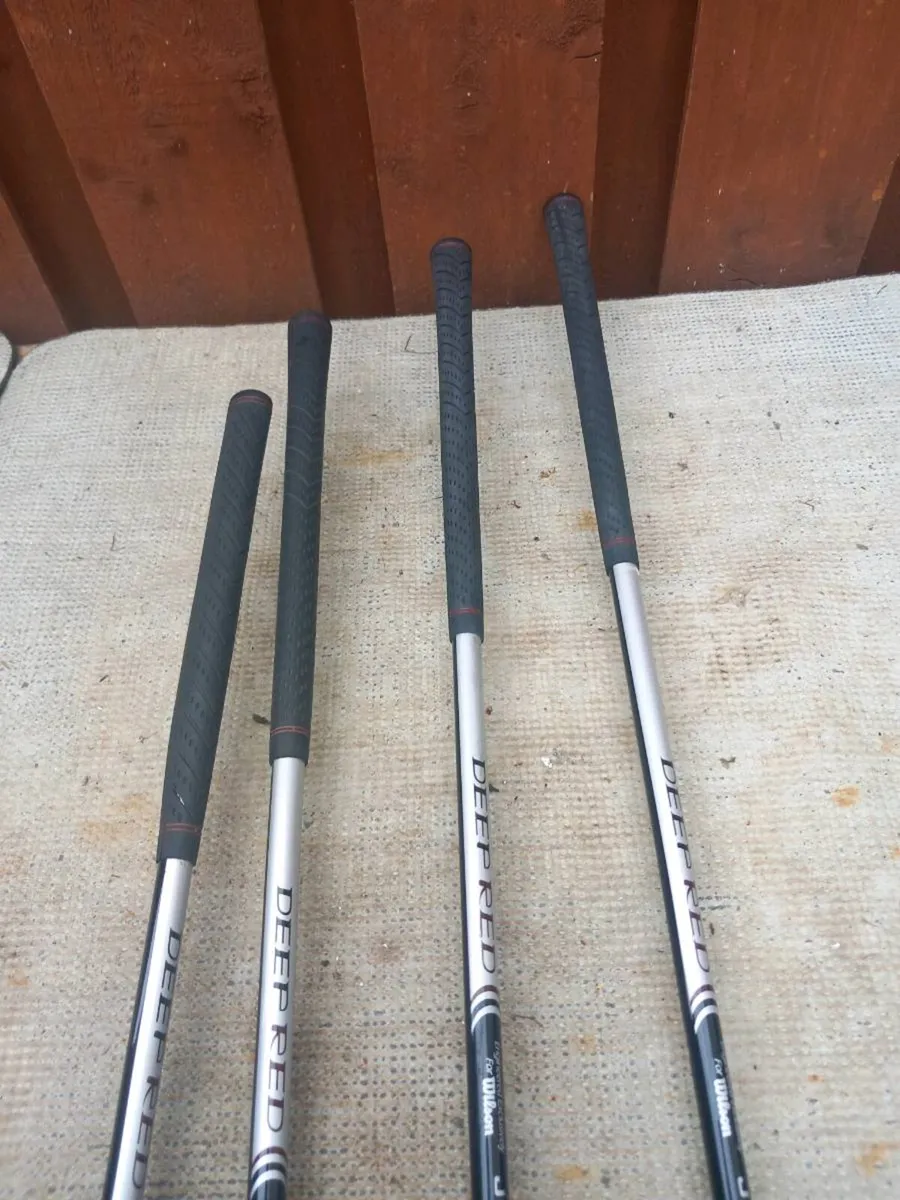 Wilson Junior golf clubs and bag. - Image 4