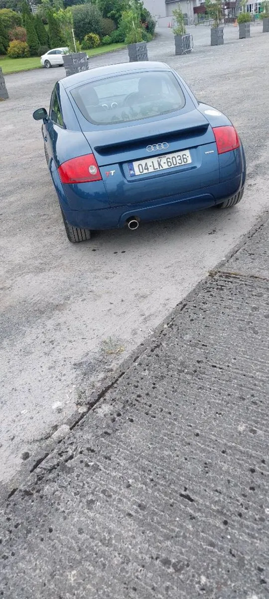 Car - Image 1