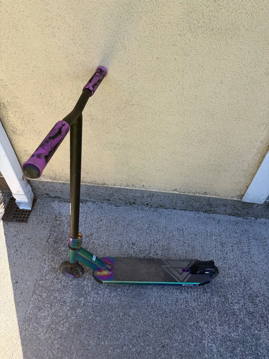 Scooter - Image 2