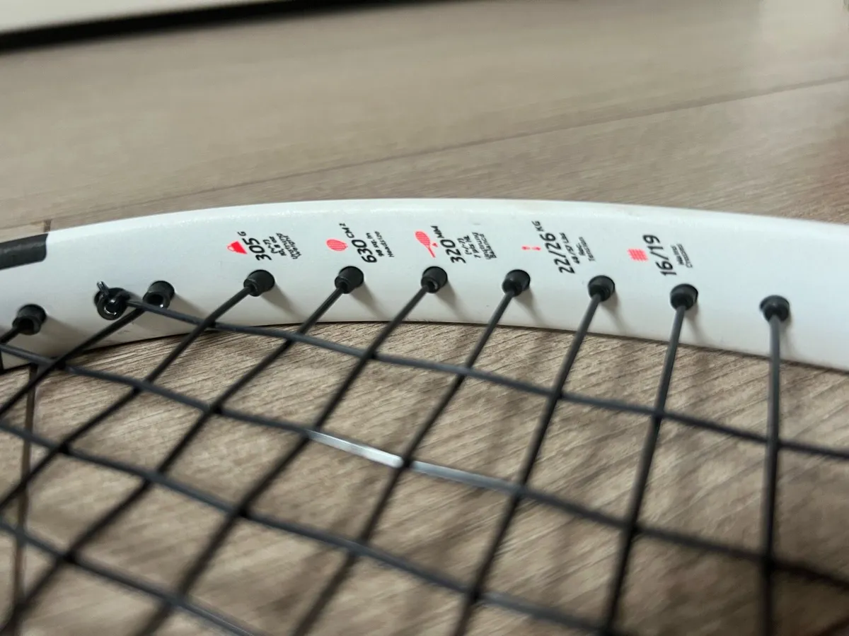 Babolat Pure Strike 98 tennis racket - Image 3