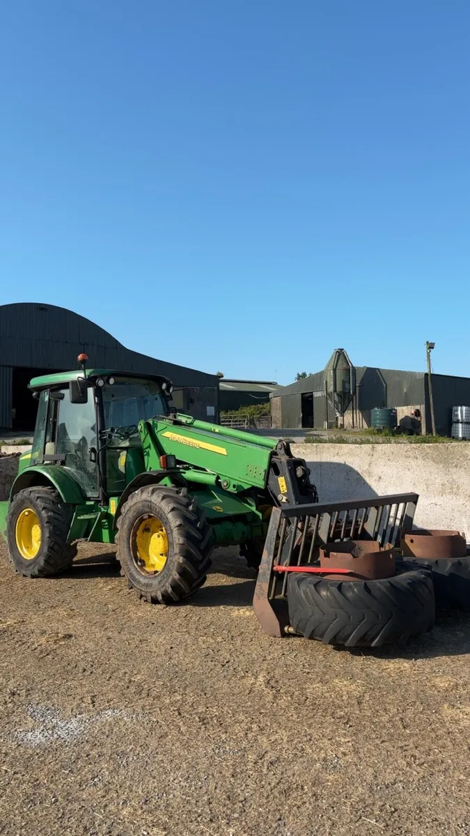 John Deere loader - Image 4