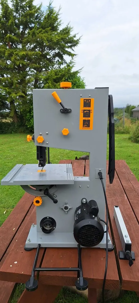 Titan TTB705BDS 80mm Bandsaw - Image 2