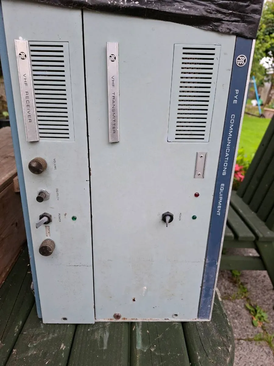 Vintage PYE Telecommunications VHF Base Station Tr - Image 1