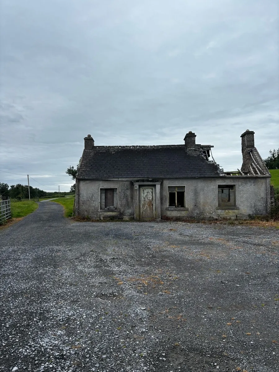 Detached Dwelling House